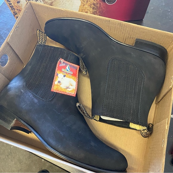 NIB El Besserro Leather Nobuck Nubuck Suede Leather Boots Booties 9 - Picture 4 of 7